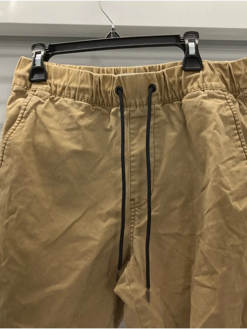 Old Navy Men's Khaki Drawstring Joggers - Picture 2 of 7